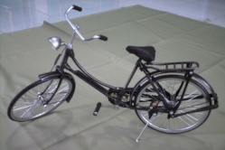 Miniatur Sepeda Unik dan Antik
